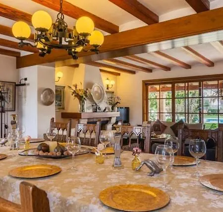 Prázdninový dům 5br For Rent